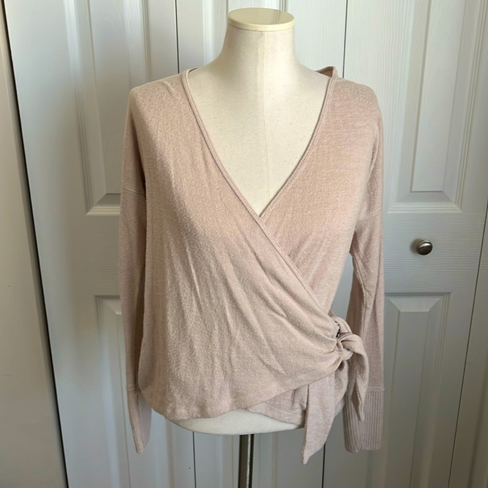 Abercrombie & Fitch tie sweater